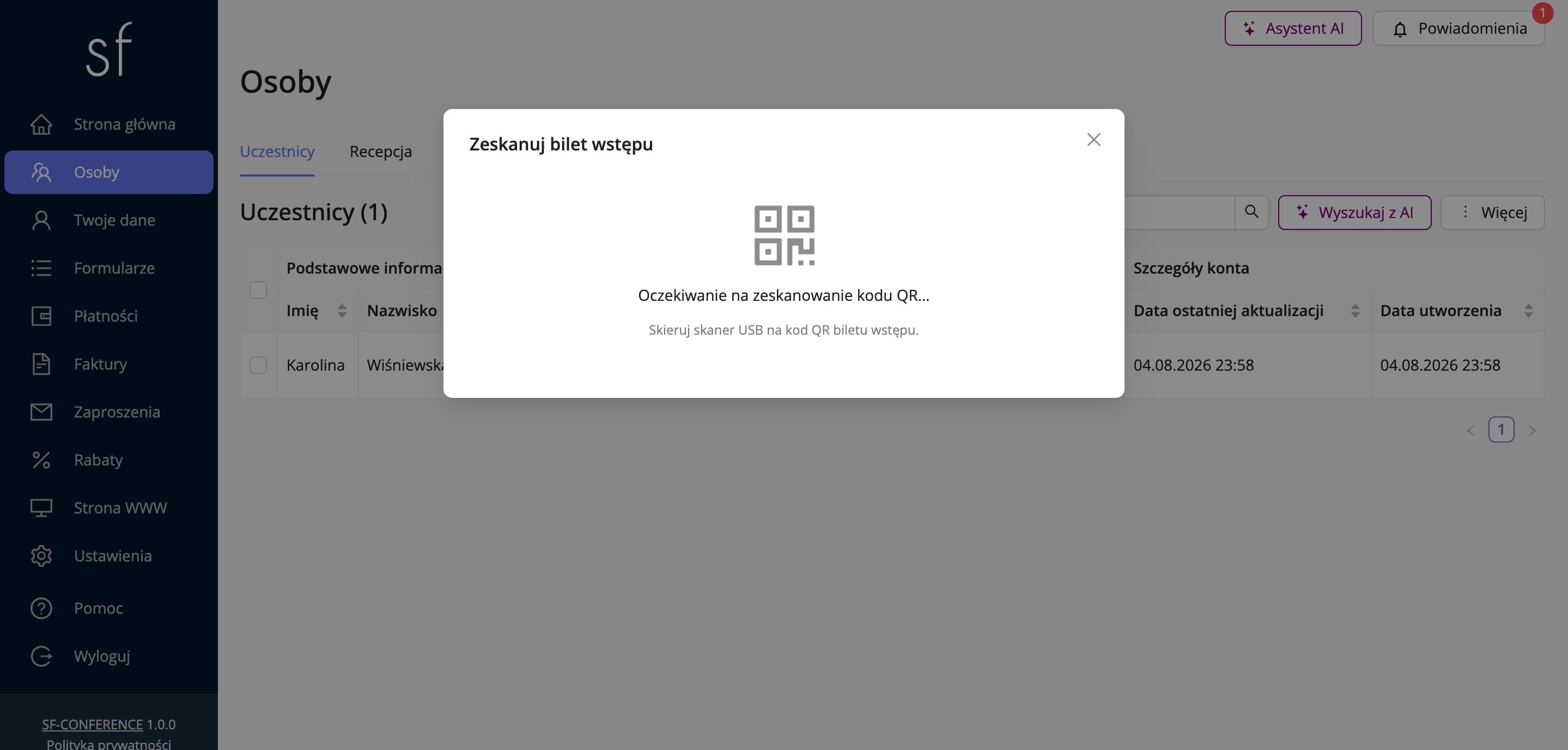 Okno skanowania w oczekiwaniu na kod QR (dane fikcyjne)